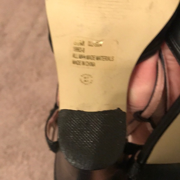 Black heels EUC... - Picture 5 of 6